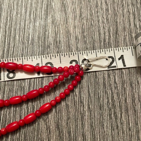 Red necklace - Picture 4 of 7